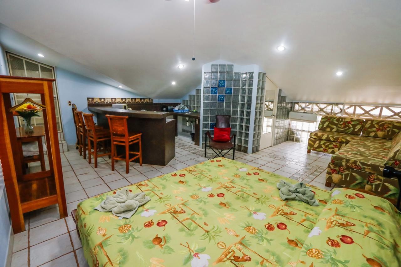 Oceanfront Hotel Verde Mar Direct Access To The Beach Manuel Antonio Exterior photo