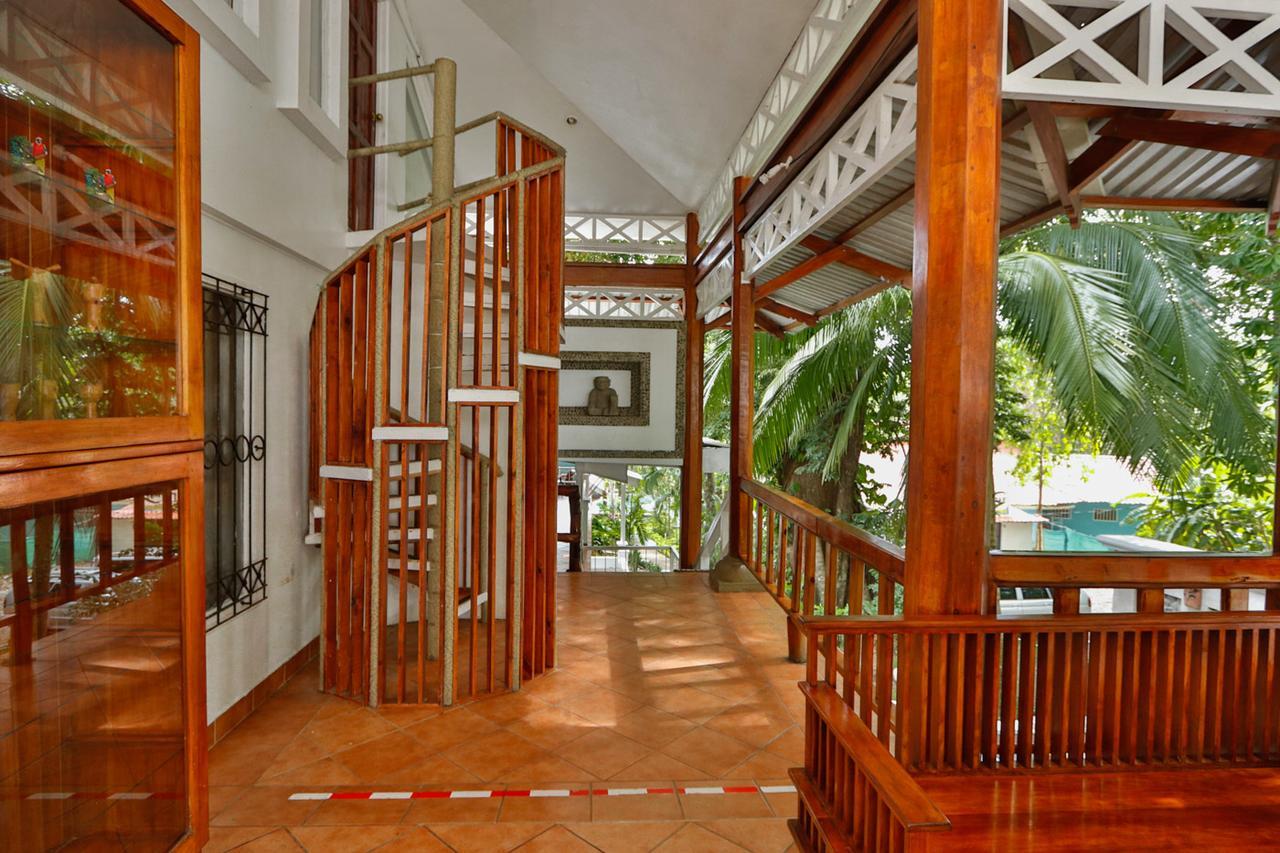 Oceanfront Hotel Verde Mar Direct Access To The Beach Manuel Antonio Exterior photo